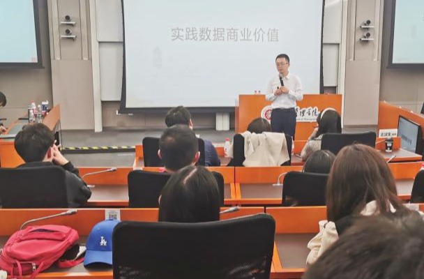 ONE游戏官网-皇马巴塞赞助商