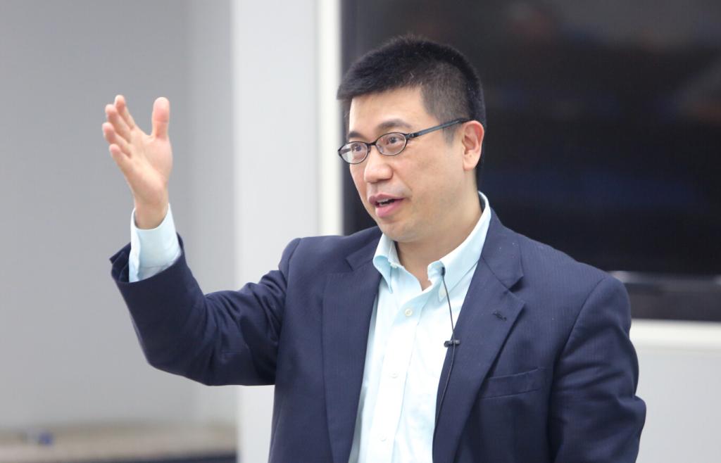 ONE游戏官网-皇马巴塞赞助商