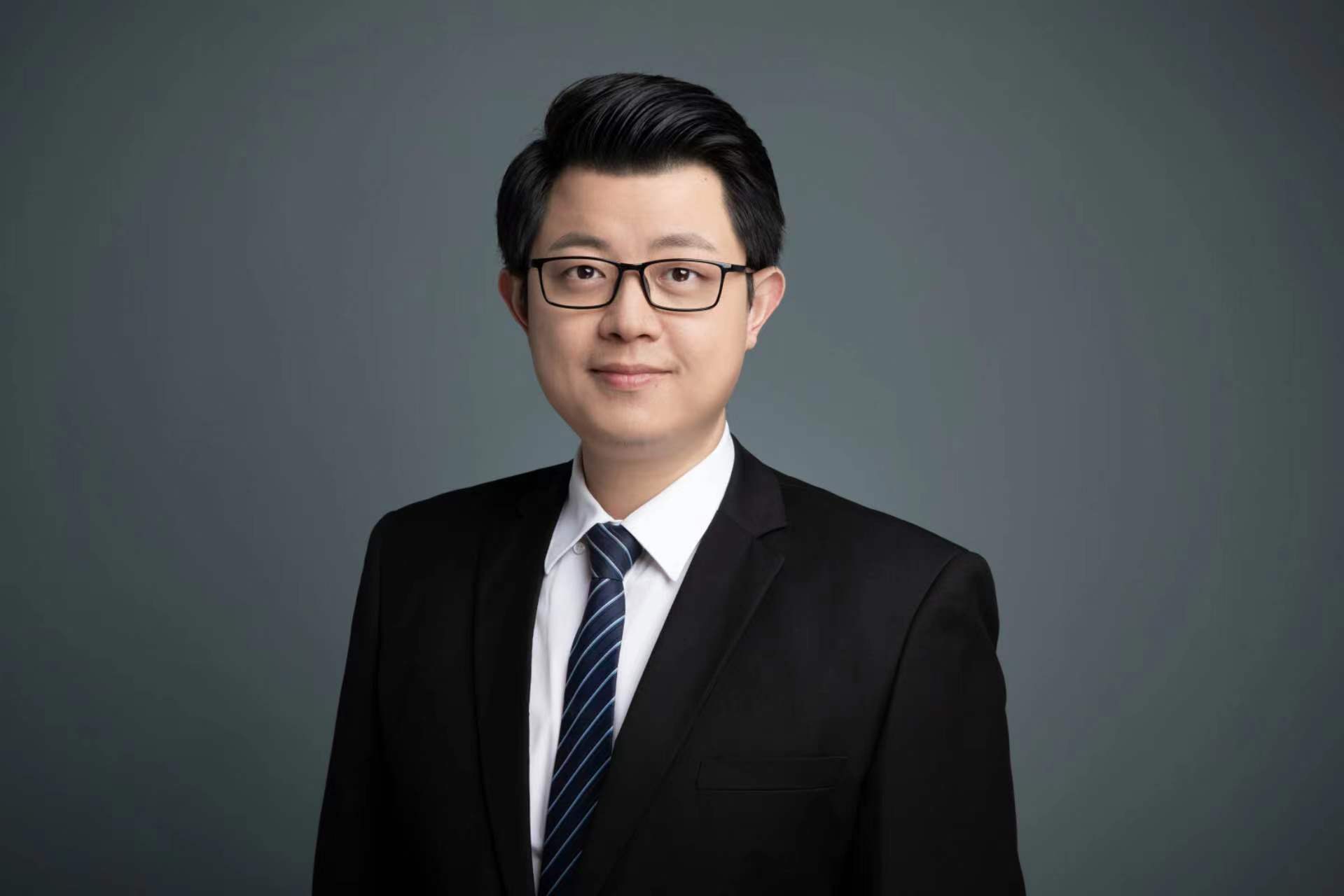 ONE游戏官网-皇马巴塞赞助商