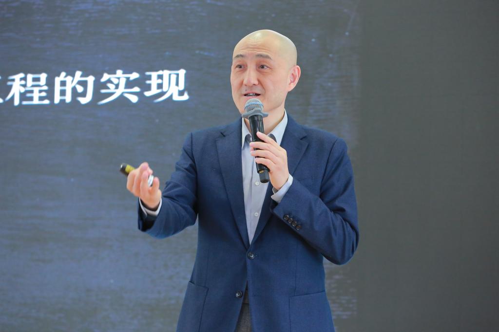 ONE游戏官网-皇马巴塞赞助商