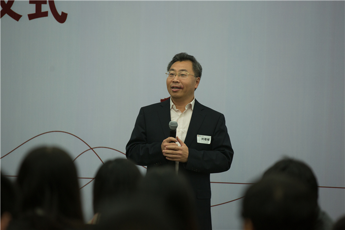 ONE游戏官网-皇马巴塞赞助商