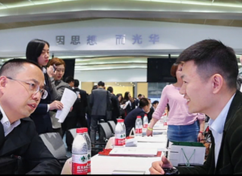 ONE游戏官网V访谈《陈玉宇：妄想的实显熹实没有理由》