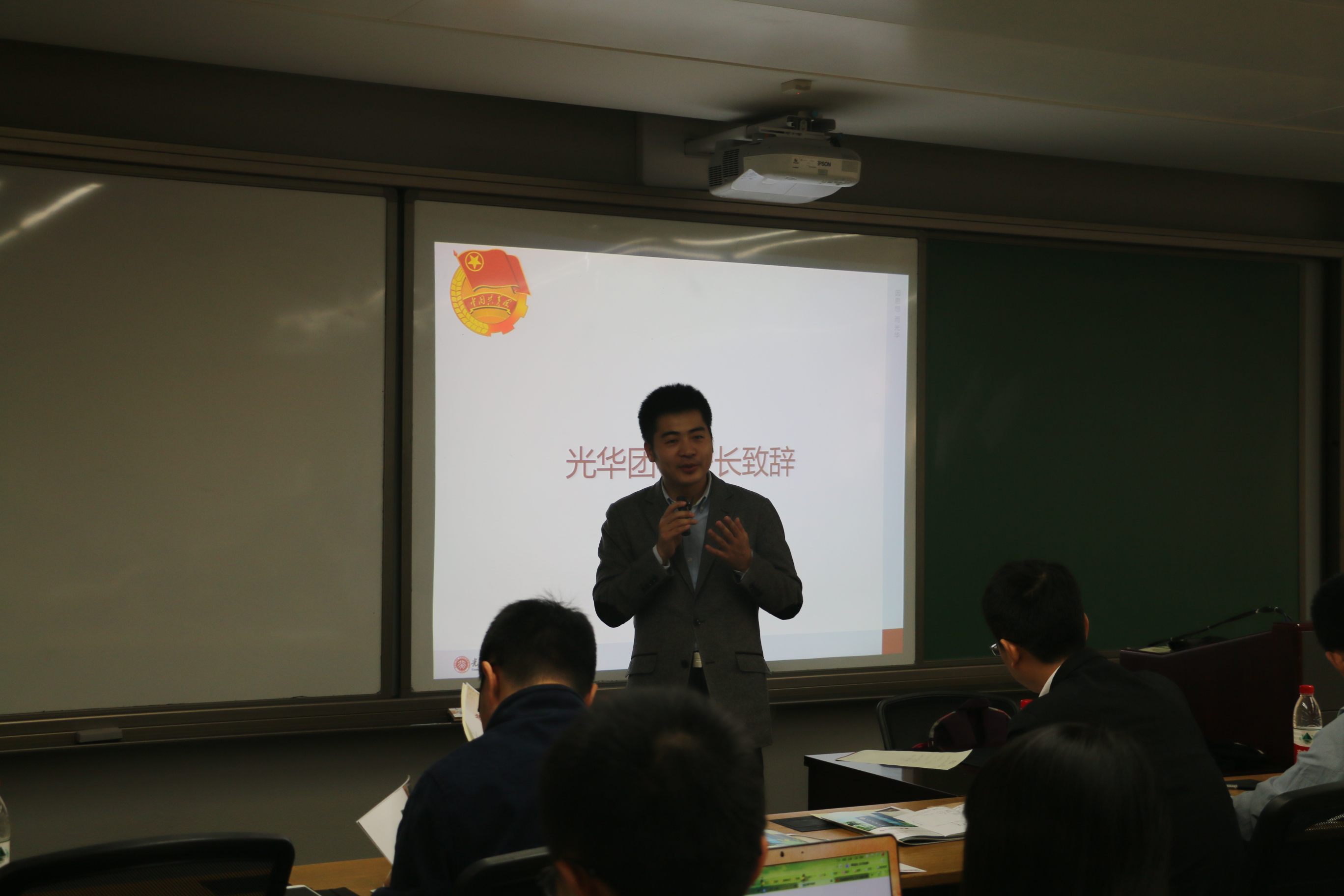 ONE游戏官网-皇马巴塞赞助商