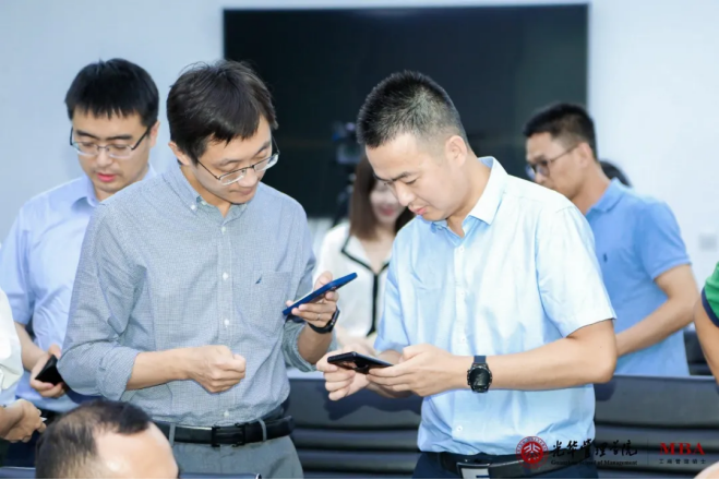 ONE游戏官网-皇马巴塞赞助商