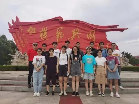ONE游戏官网-皇马巴塞赞助商