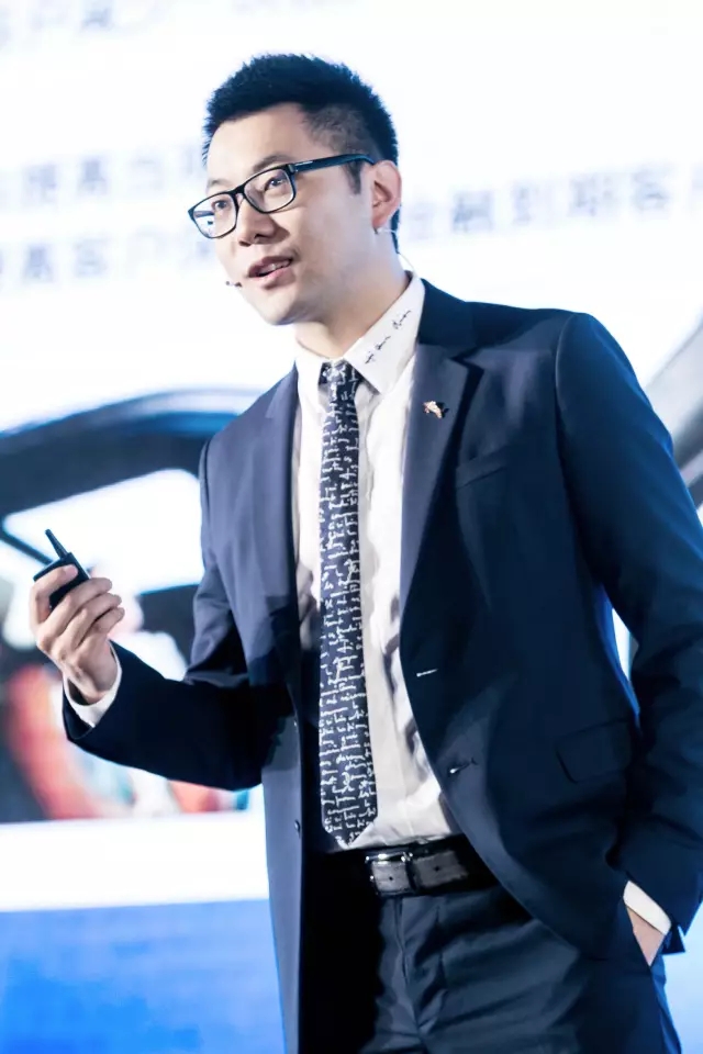ONE游戏官网-皇马巴塞赞助商