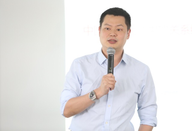 ONE游戏官网-皇马巴塞赞助商